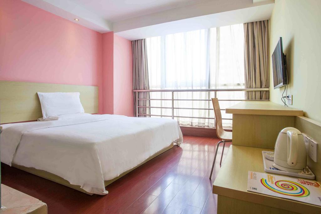 7Days Inn Guangzhou Shijing Jinbi Xincheng Room photo